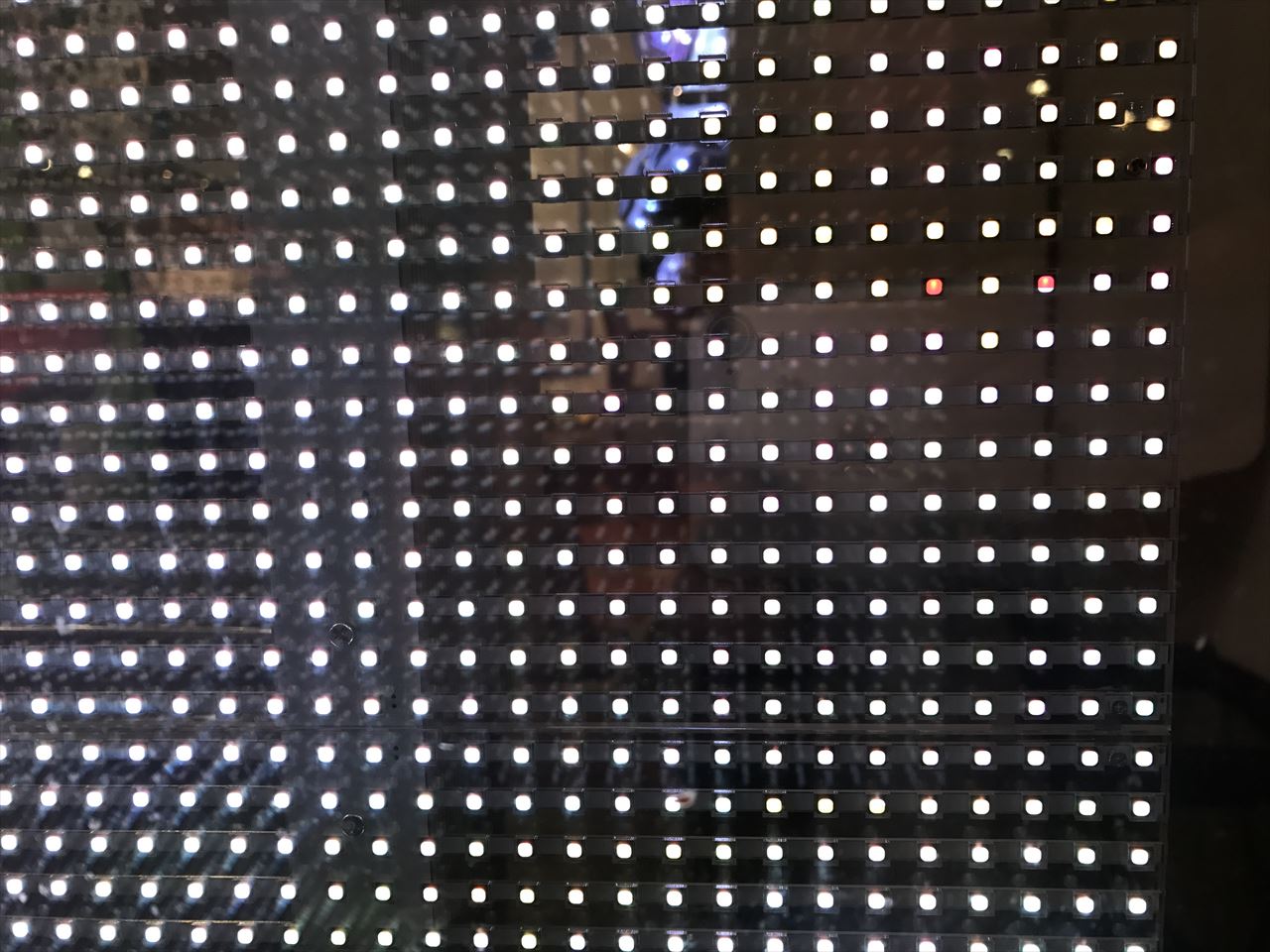 difference-led-lcd1_img2 | ヤマトサイネージ LEDビジョン
