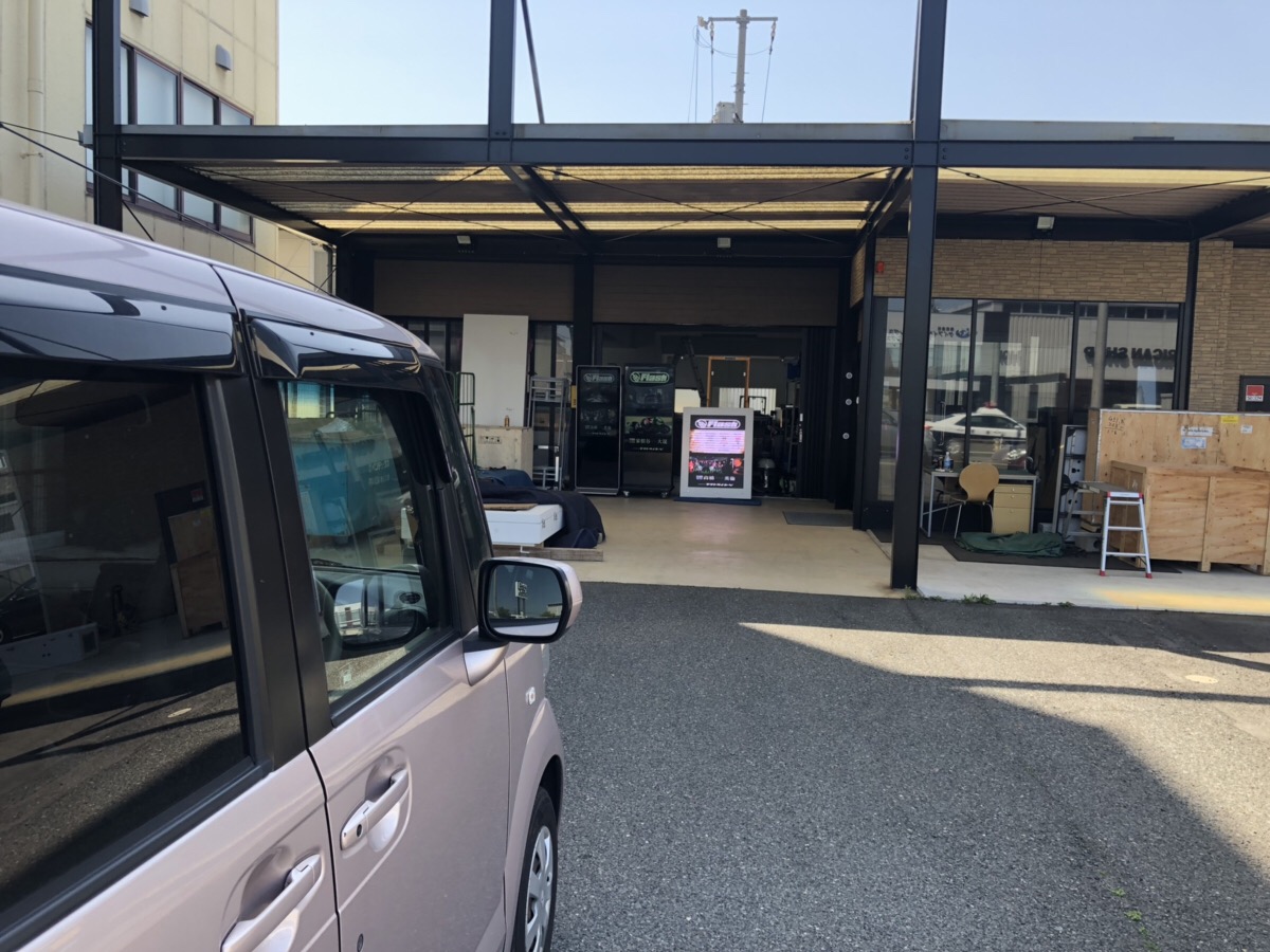construction-site-signage14_img | ヤマトサイネージ 輝度による見え方の違い