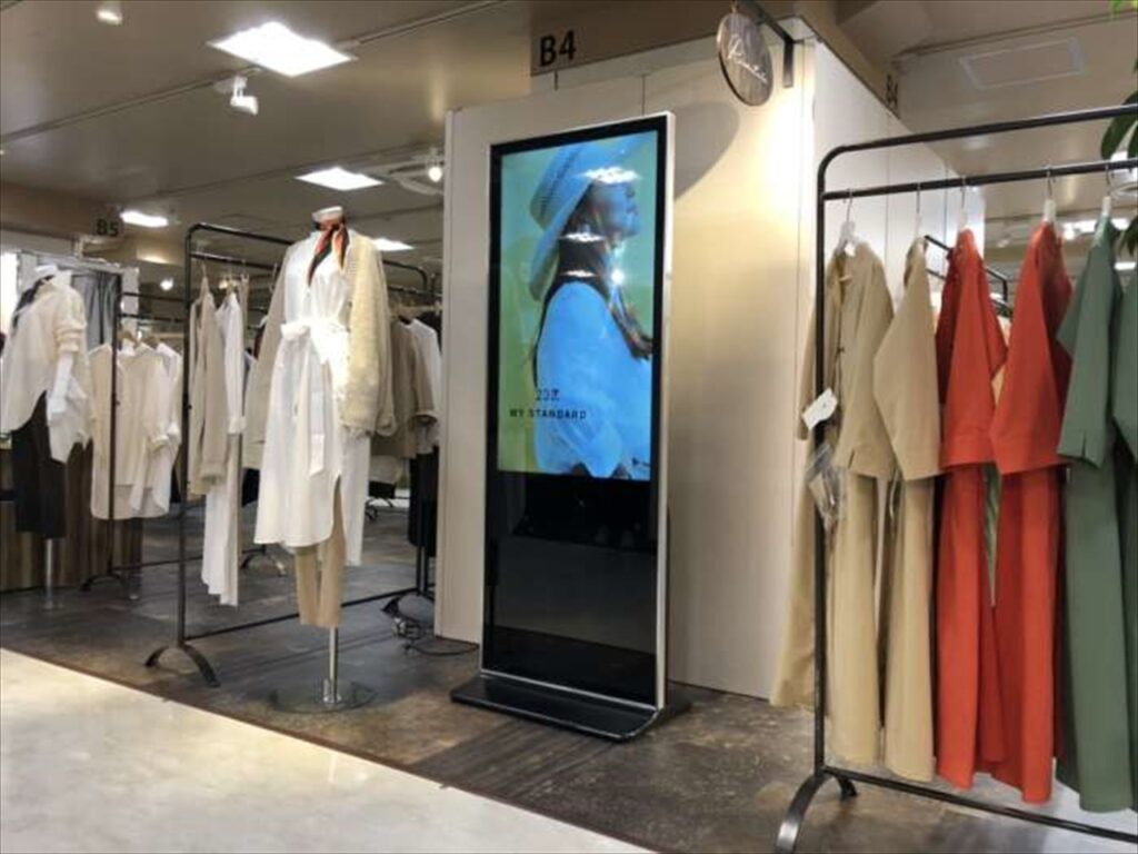 floorstand-signage_img | ヤマトサイネージ 自立スタンドデジタルサイネージ