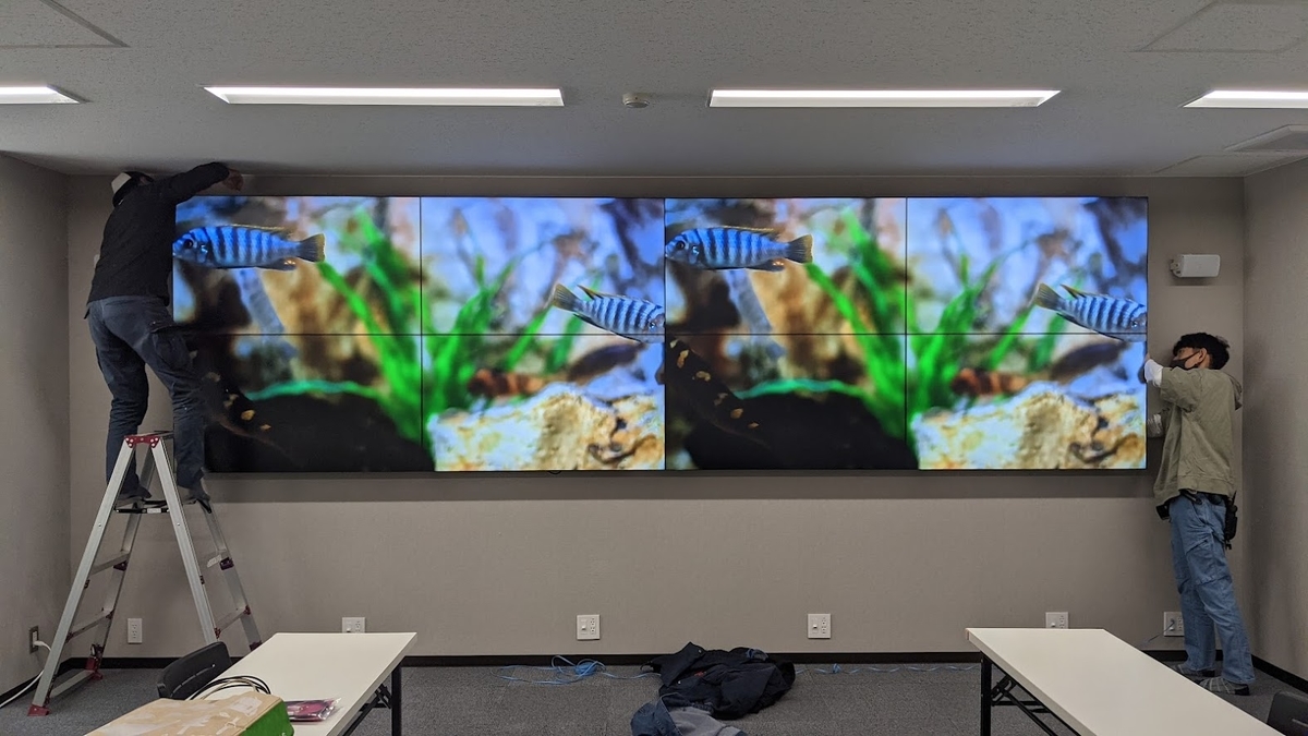 high-resolution-display2_img | ヤマトサイネージ 2X4の8面マルチディスプレイ
