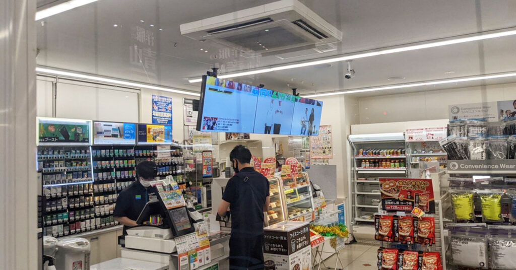 コンビニのモニターの価格
