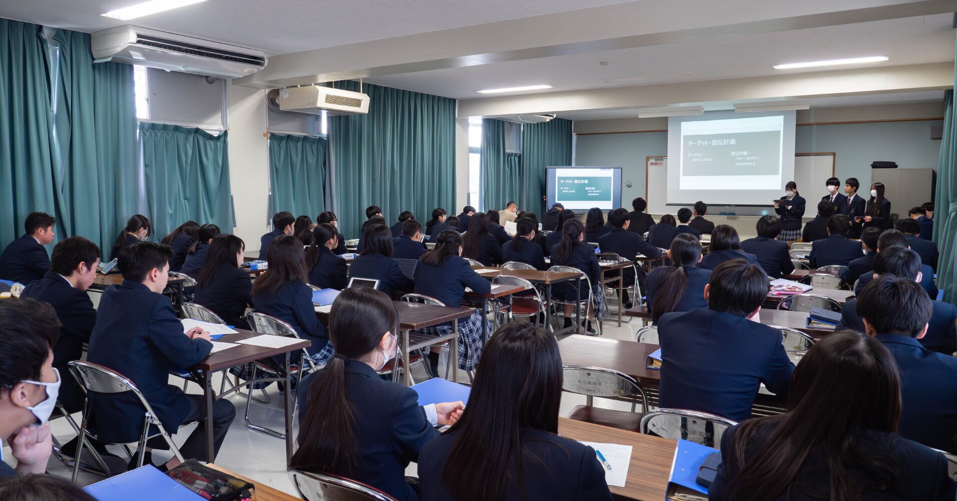 安心院高校に電子黒板を設置 | ヤマトサイネージ 安心院高校に電子黒板を設置