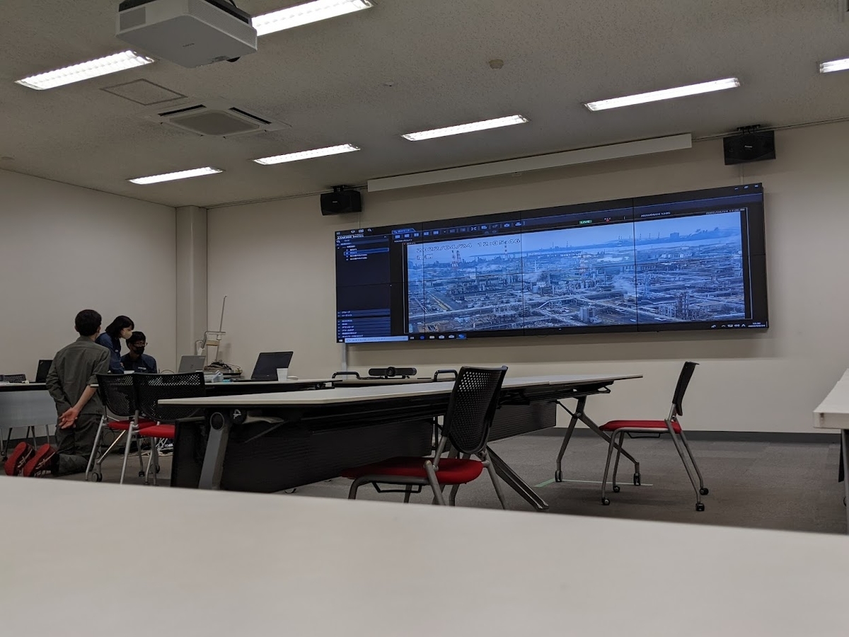 屋内と屋外でのディスプレイの使い分け